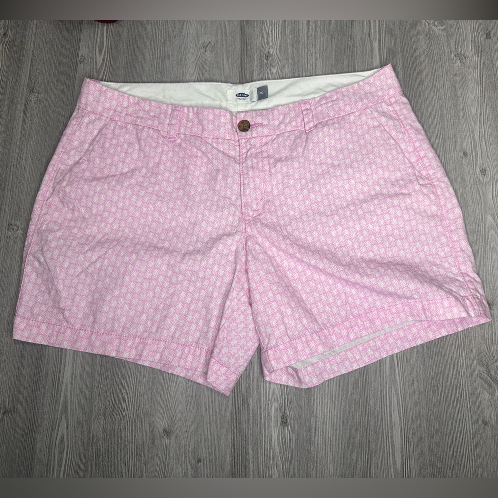 Old Navy - Everyday Shorts - 5” Inseam - Sz 10 - Pink Pineapple